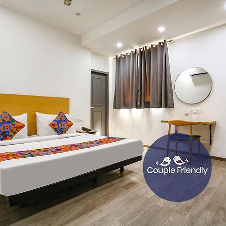 Fabhotel Vat - Meera Bagh Delhi (National Capital Territory of India) Exterior foto