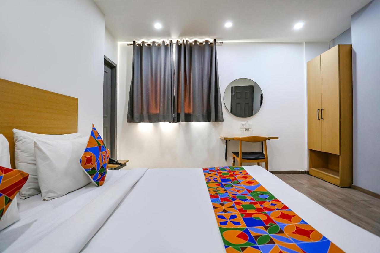 Fabhotel Vat - Meera Bagh Delhi (National Capital Territory of India) Exterior foto