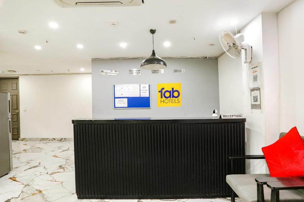 Fabhotel Vat - Meera Bagh Delhi (National Capital Territory of India) Exterior foto